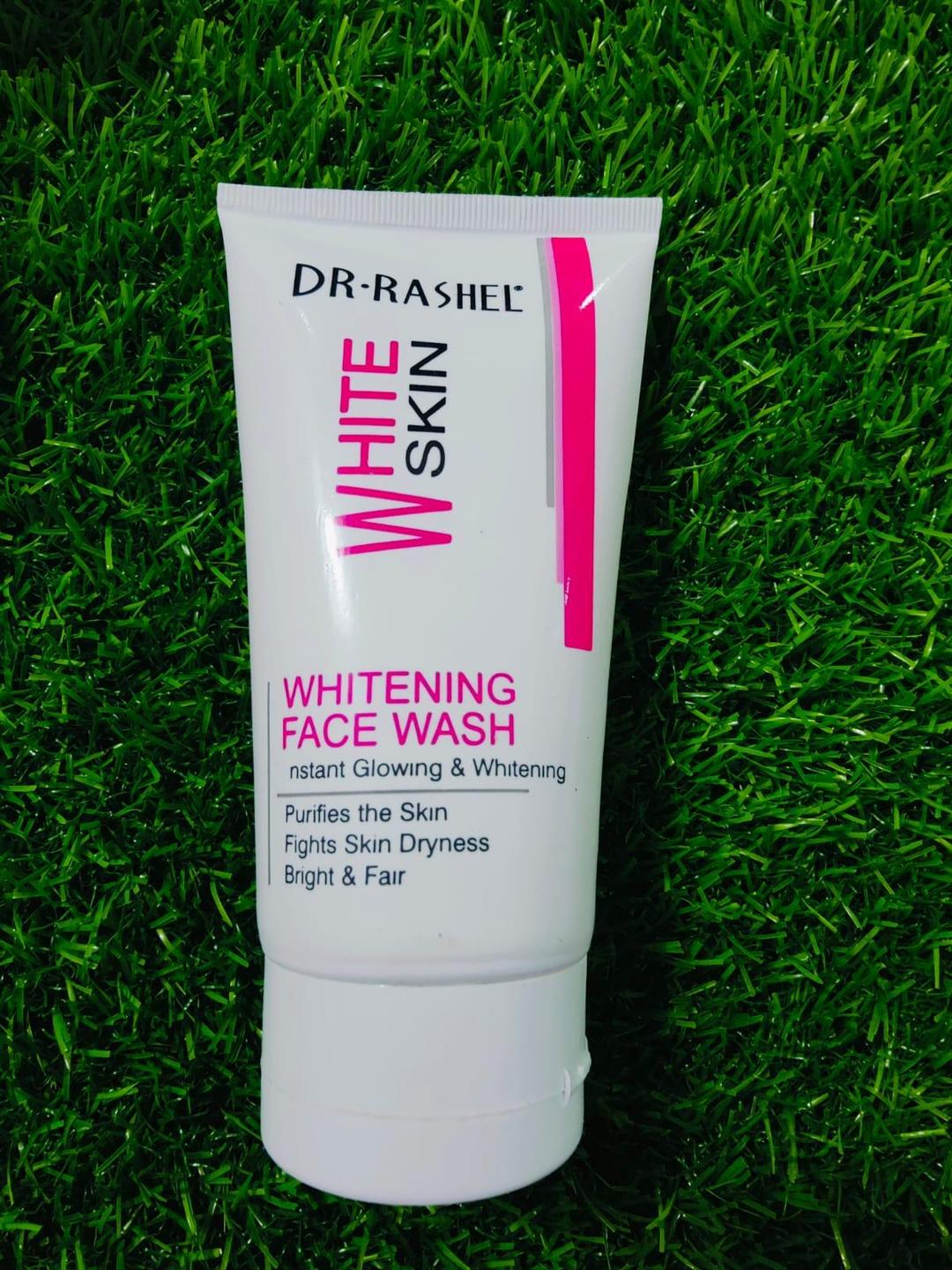 Whitening and Brightening Facial Cleanser for glowing, smooth and radiant skin