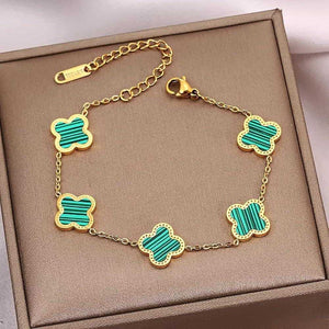 1 Pc Clover Design Gold Plated Chain Bracelet – Elegant & Lucky Charm 910 Rs. Bracelet Bercelet for men & women LuxeLoops LuxeLoops 