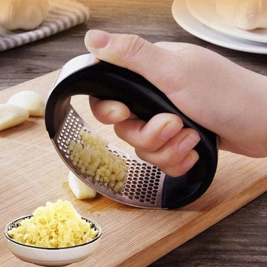 Stainless Steel Garlic Press – Ergonomic Easy-to-Use Kitchen Tool