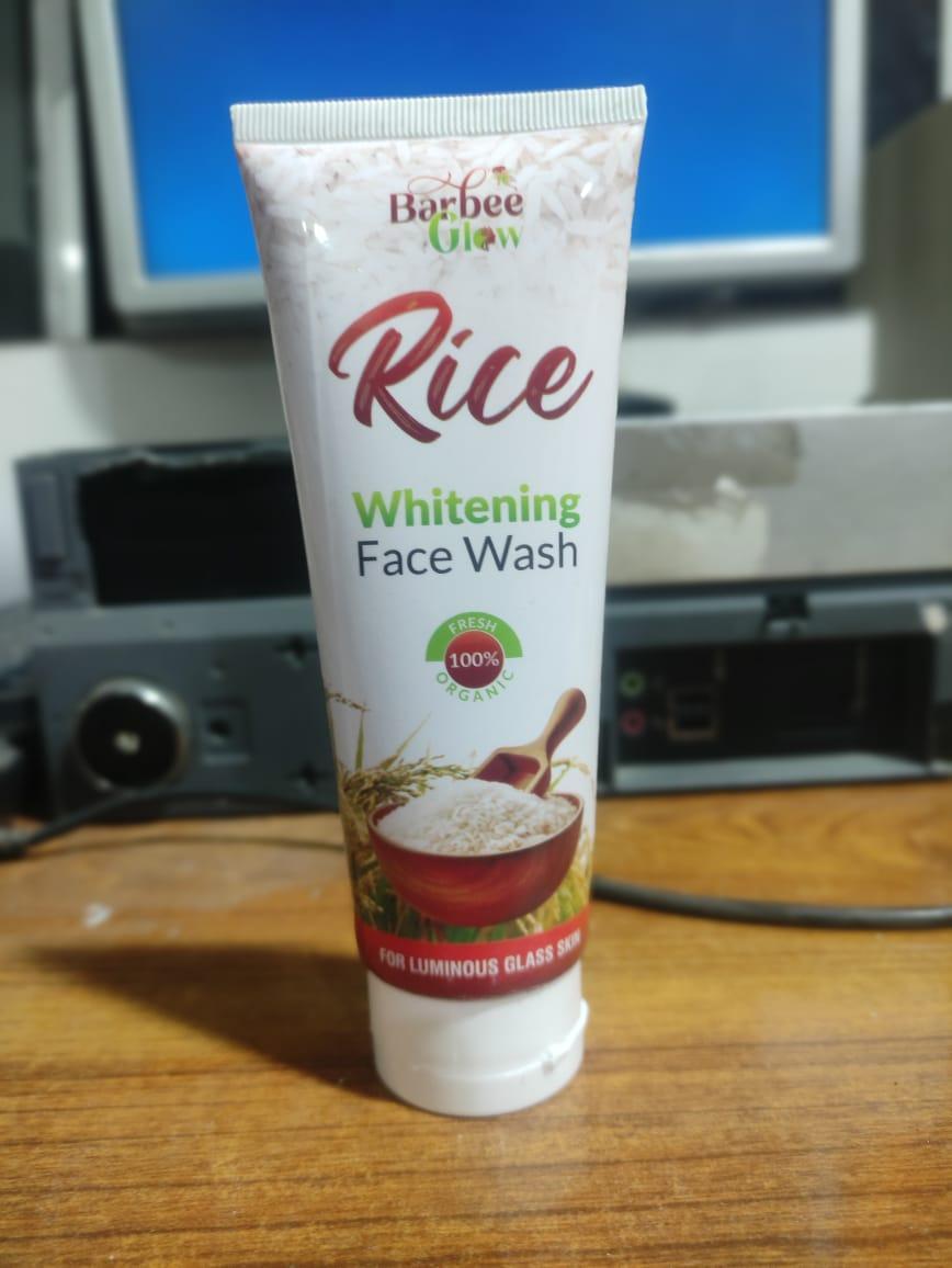 Whitening and Brightening Face Wash exfoliating cream for smooth and glowing skin